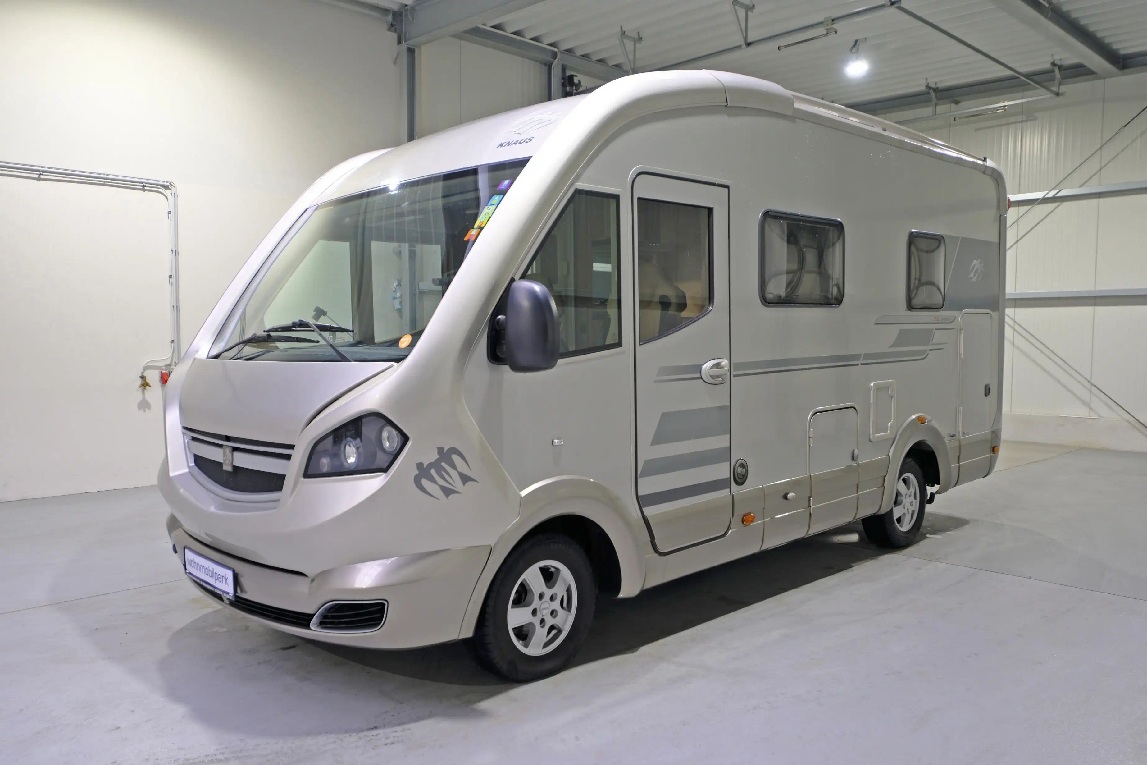 KNAUS Sun Liner 600 LG - Ansicht 2